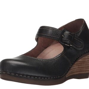 Dansko Women's Sandra Mary Jane Wedge Black Milled Nappa, Size 39, Size 8.5-9